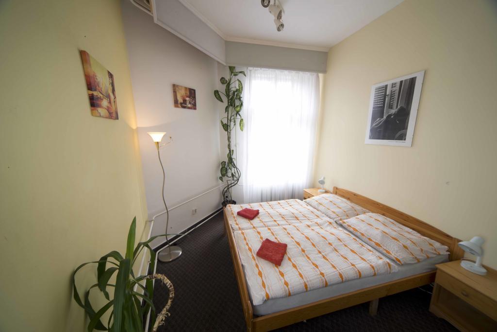 Hostel Sklep Praha Bagian luar foto