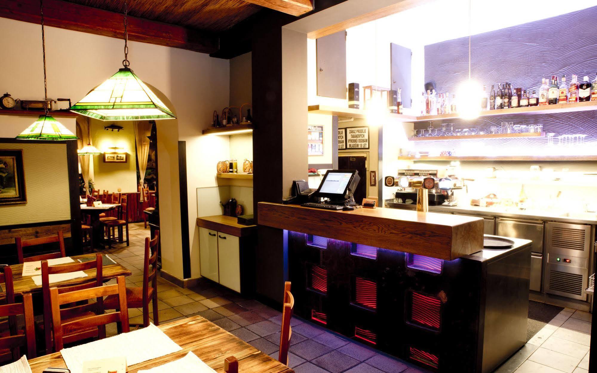 Hostel Sklep Praha Bagian luar foto