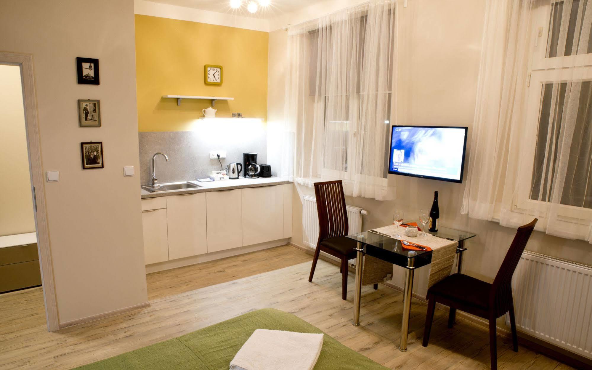 Hostel Sklep Praha Bagian luar foto
